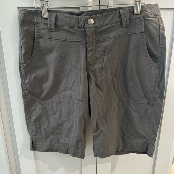 Eddie Bauer First Ascent Whitaker Mountaineering Shorts Women’s Size 6 Taupe - Picture 1 of 7